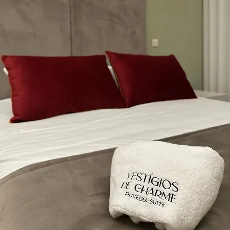 Vestígios De Charme - Figueira Suits